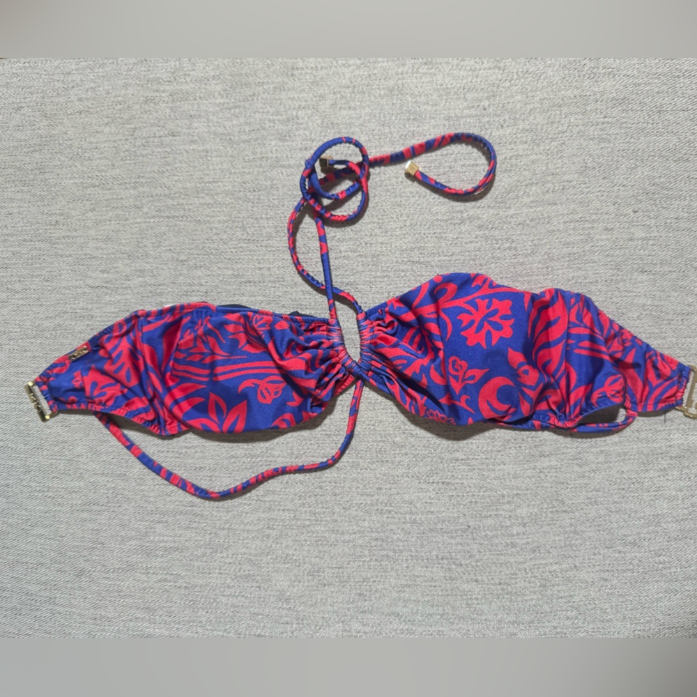 PatBo Pua Bikini top